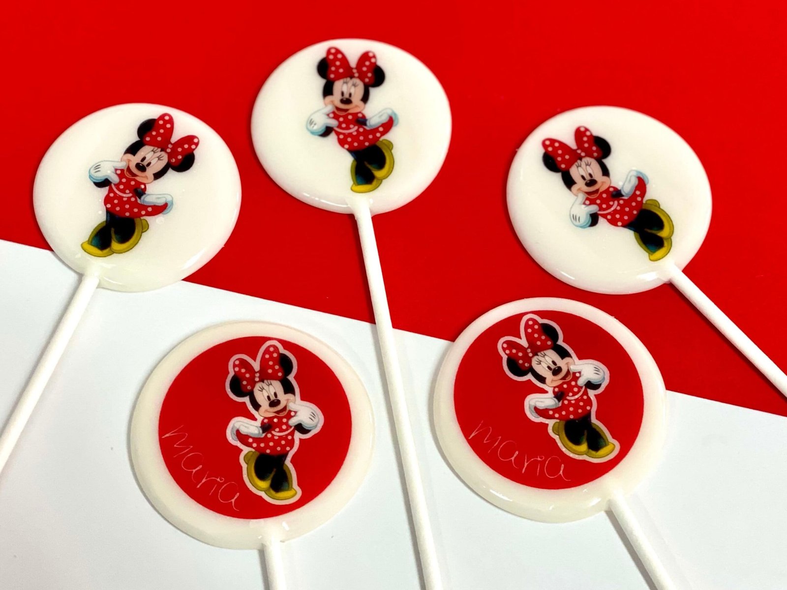 Piruletas de Minnie Mouse caramelo duro hecho a mano sin azúcar