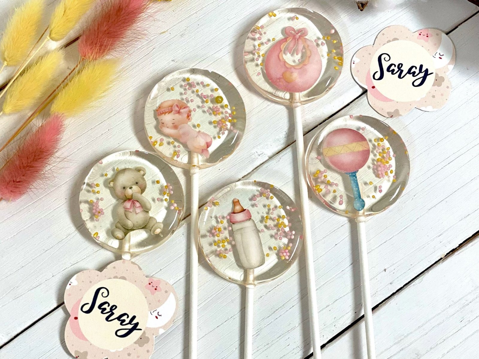 Piruletas de baby shower mezclan caramelos duros hechos a mano de color rosa
