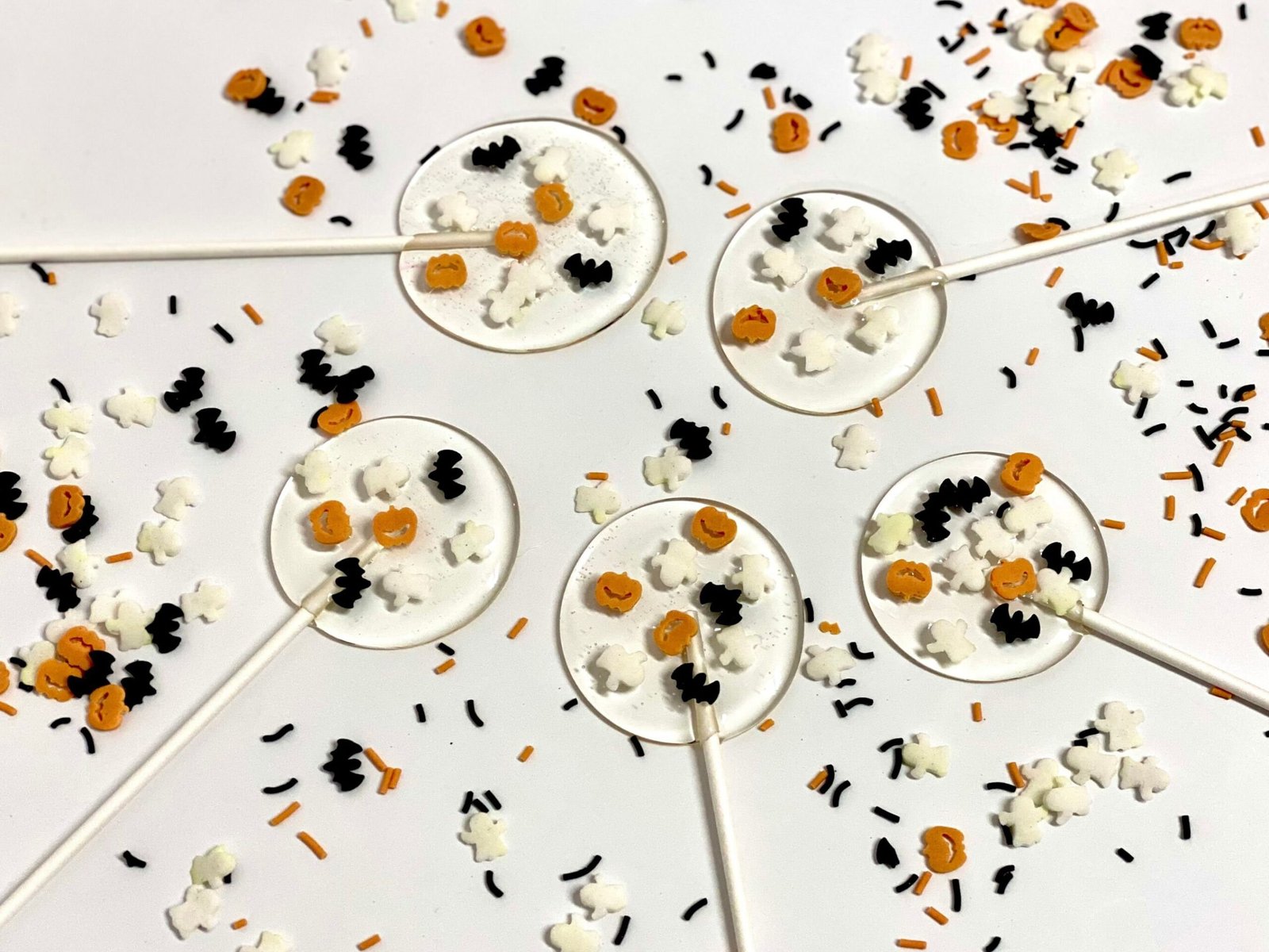 Espolvorea mezcla de piruletas de halloween dulces duros hechos a mano personalizados