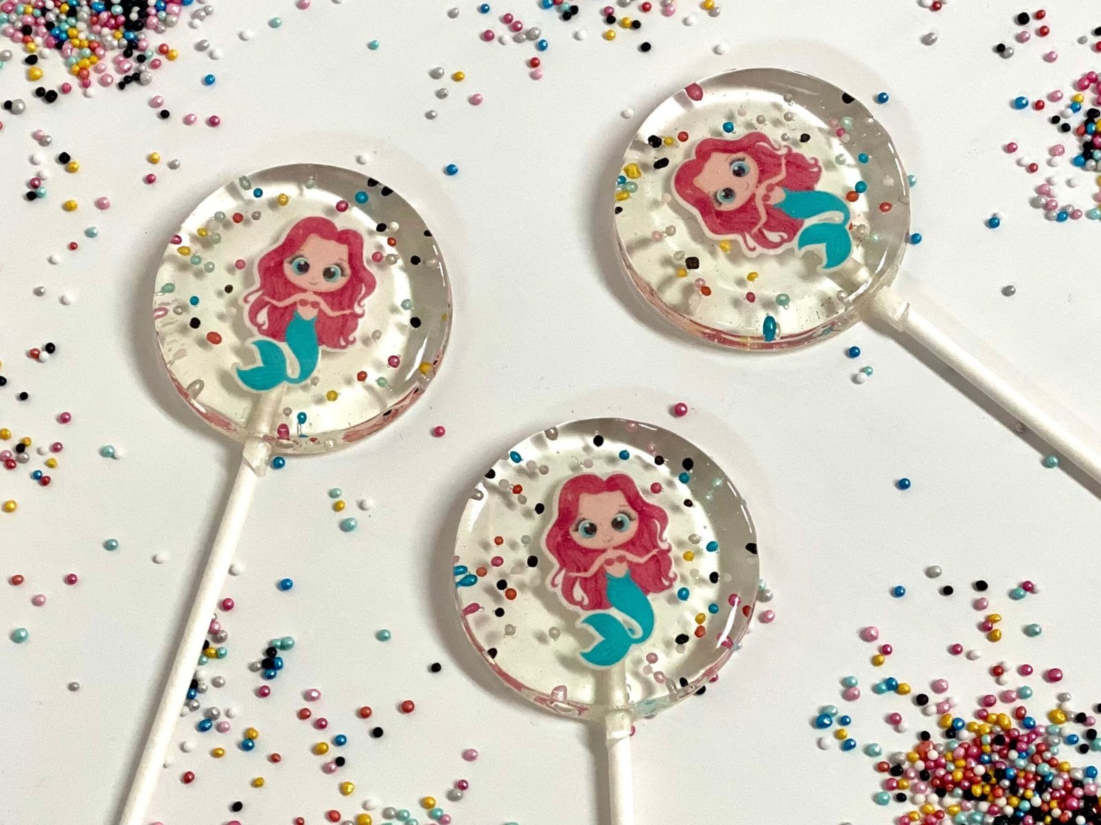 Piruletas de sirena de caramelo duro sin azúcar hechas a mano